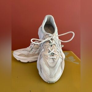 Adidas Womens Blue Low Top Lace Up Running Sneakers Size 6.5